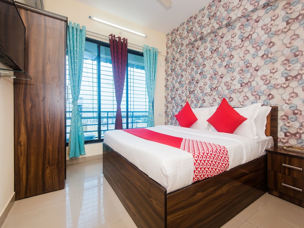 OYO 16021 Ganesh Tower Service Apartment