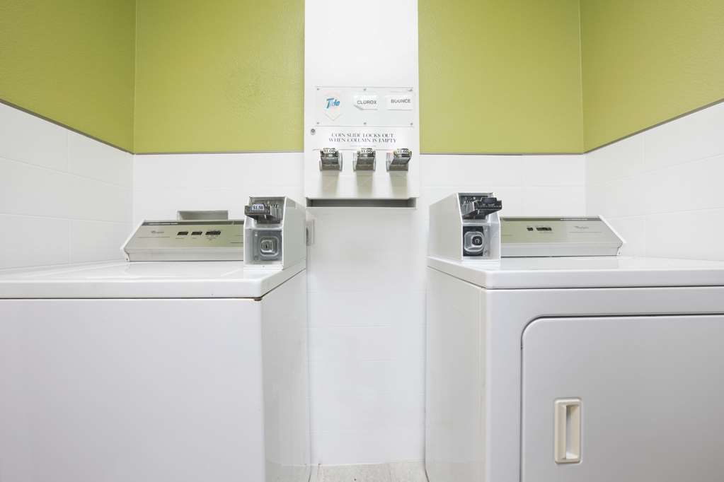 Days Inn & Suites by Wyndham Big Spring - photo 14