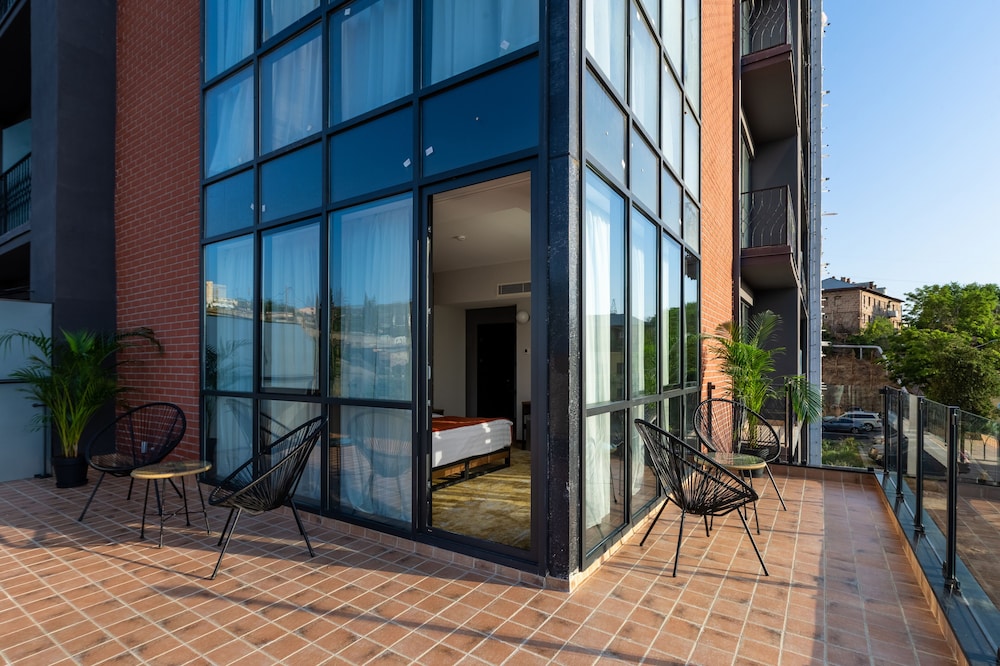 מרפסת / טרסה