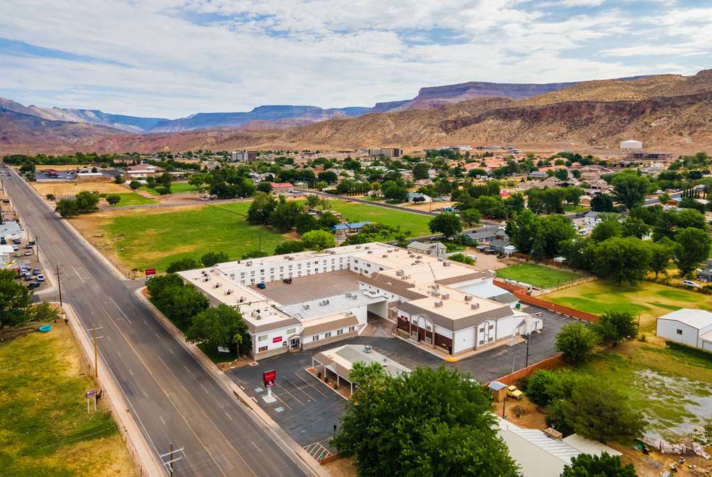 Ramada by Wyndham La Verkin Zion National Park - photo 4