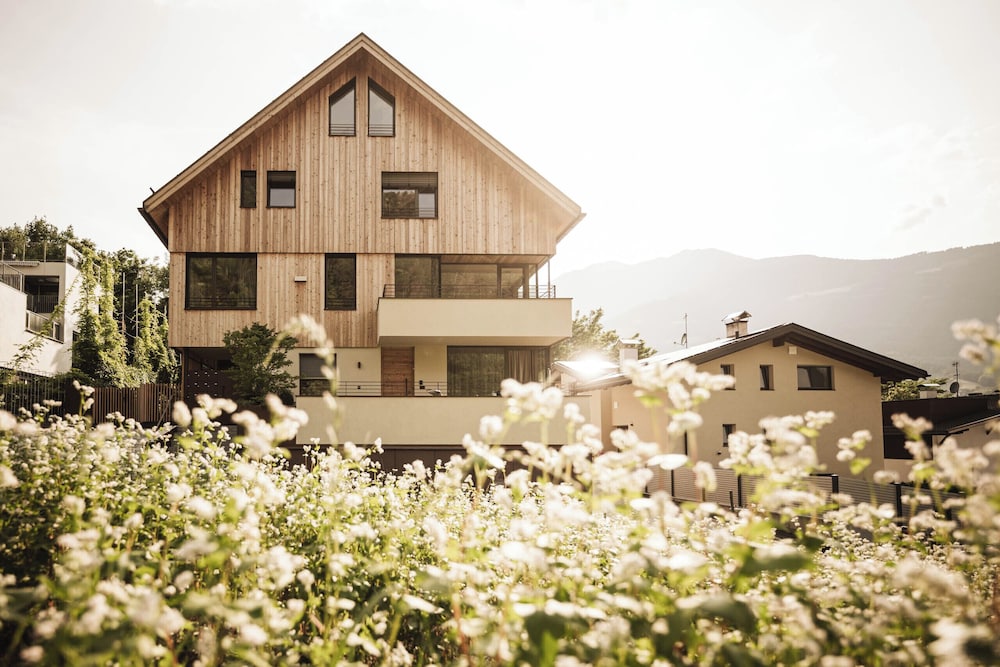 Milla Apartments — 4-Star Luxury Hotel in Bressanone, Italy