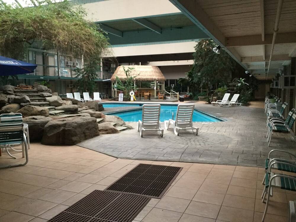 FairBridge Inn & Suites Poconos - photo 22