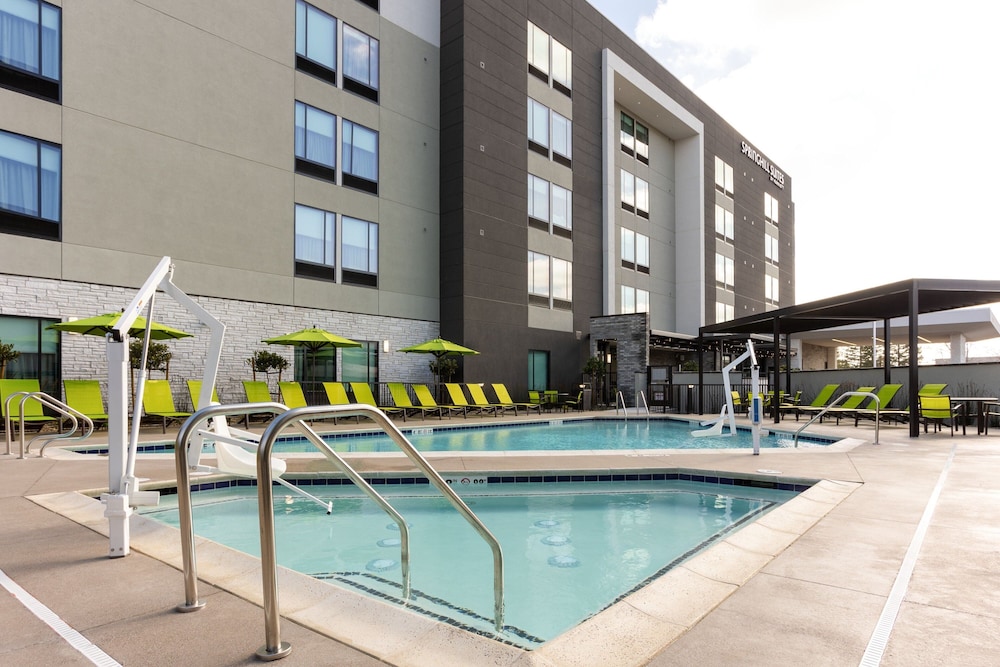 SpringHill Suites by Marriott Pleasanton - photo 16