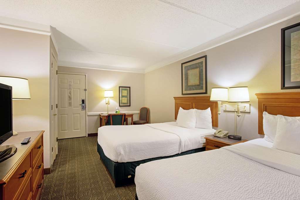 La Quinta Inn Lexington Horse Park - photo 24