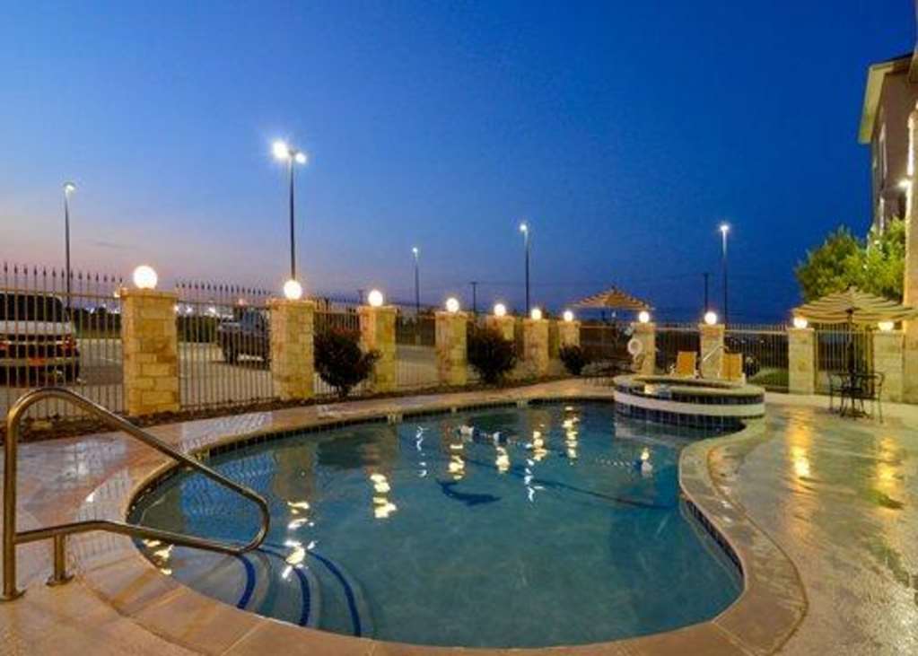 Comfort Inn & Suites Alvarado - photo 16