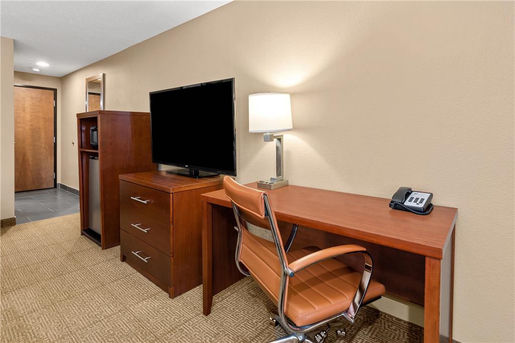 Comfort Inn & Suites Beaverton Portland West - photo 15