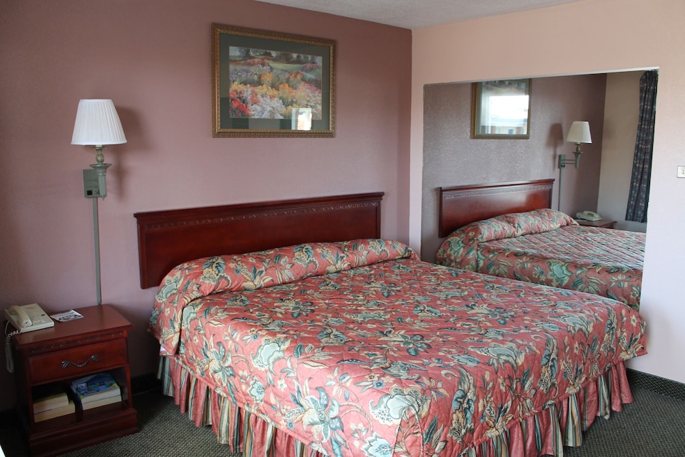 American Motor Inn - photo 9