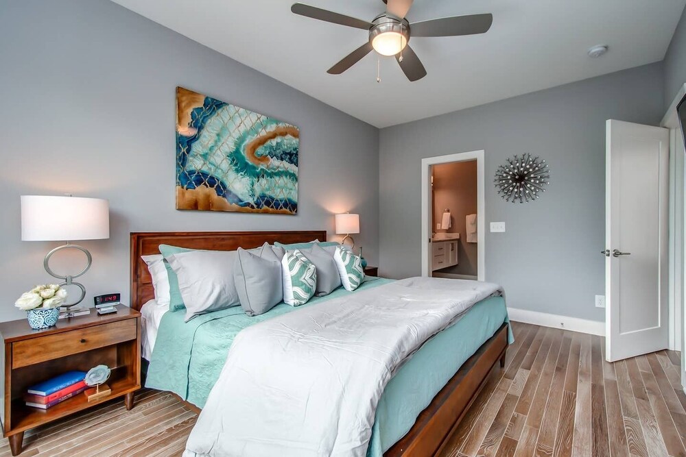 Twelve South - photo 6