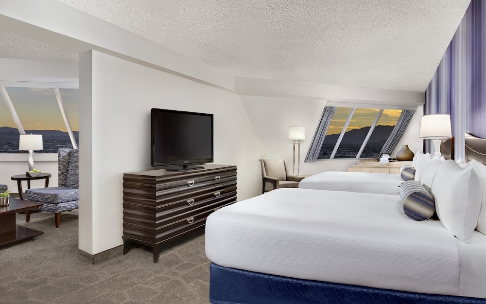 Luxor Hotel and Casino - photo 13