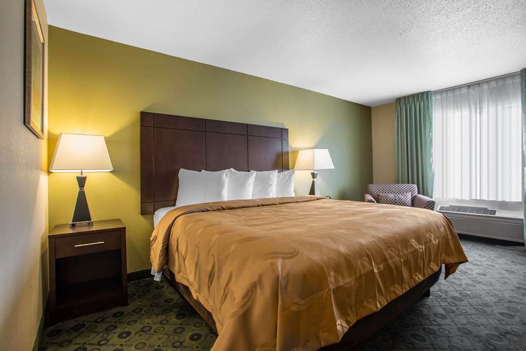 Quality Inn & Suites Bloomington I 55 and I 74 - photo 16