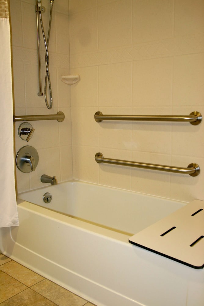 Hampton Inn & Suites Salt Lake City University Foothill Dr - photo 49