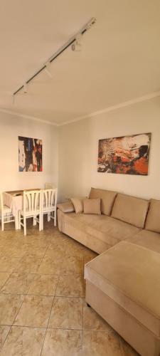 EJA's Beach Apartment — 4-Star Luxury Hotel in Golem, Albania