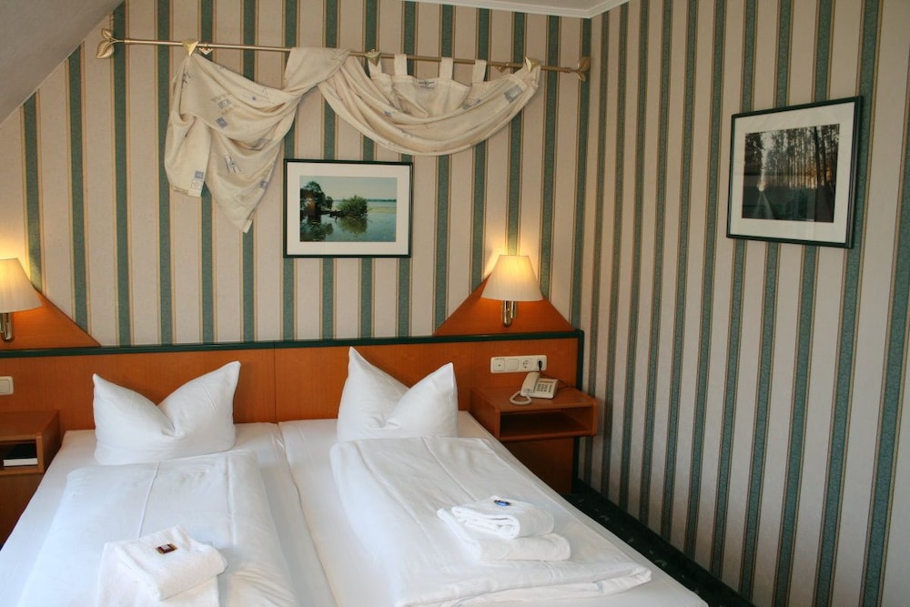 Hotel Seewisch — Bad Kleinen — photo 3