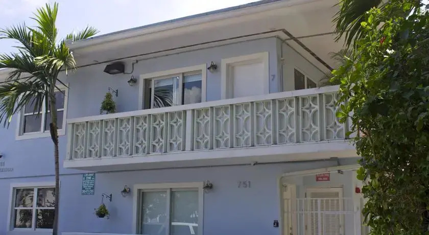 Hotel Playa de Oro in South Beach, United States