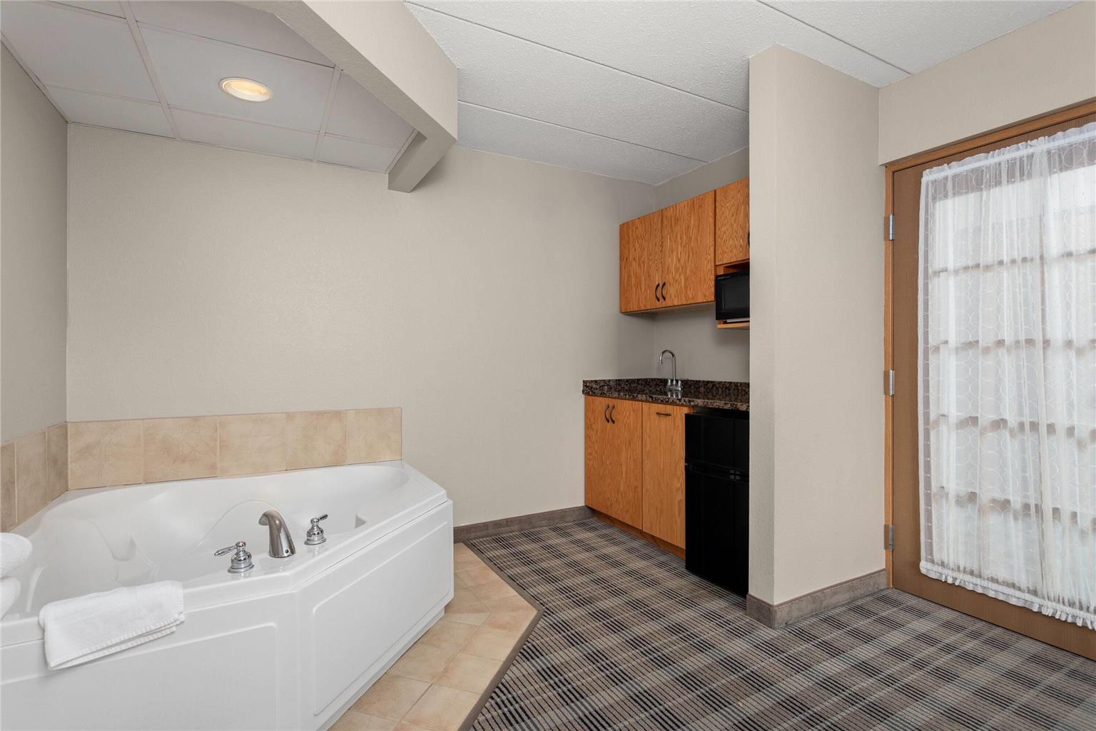 AmericInn by Wyndham Roseau - photo 61