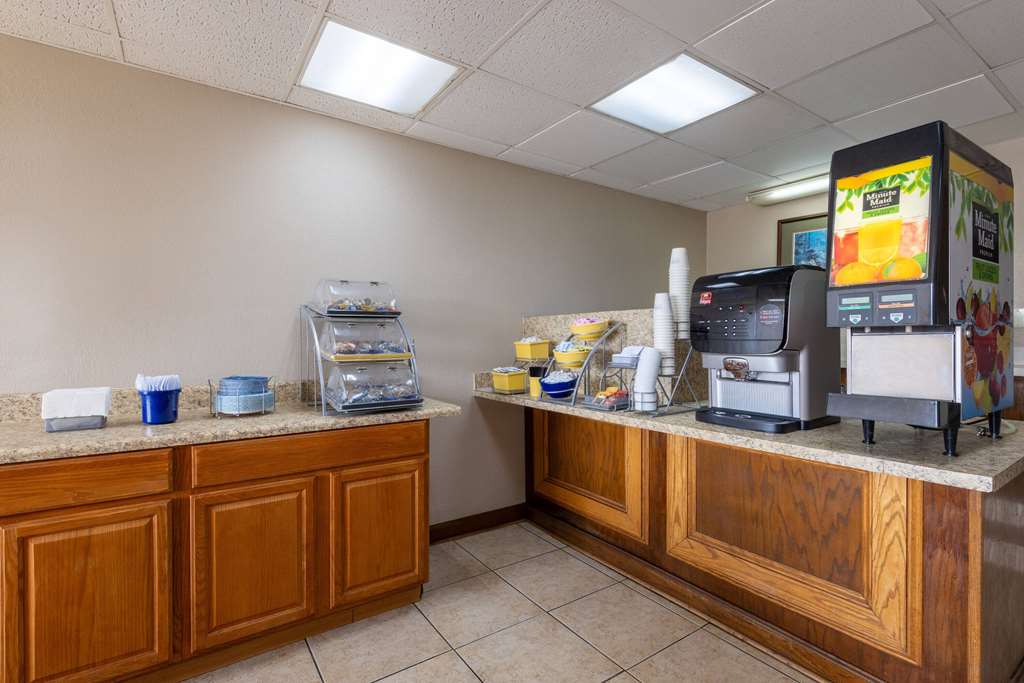 Days Inn by Wyndham Lincolnton - photo 34