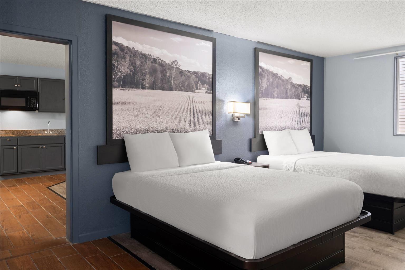 Super 8 by Wyndham Fort Wayne - photo 22