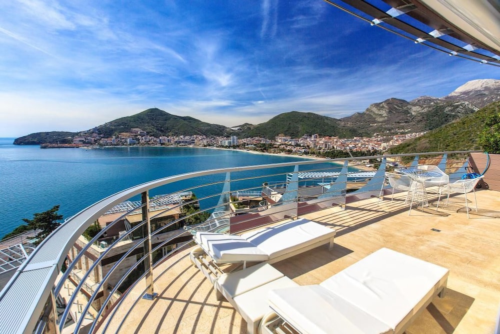 Royal Sealine Rozino — 4-Star Luxury Hotel in Budva, Montenegro
