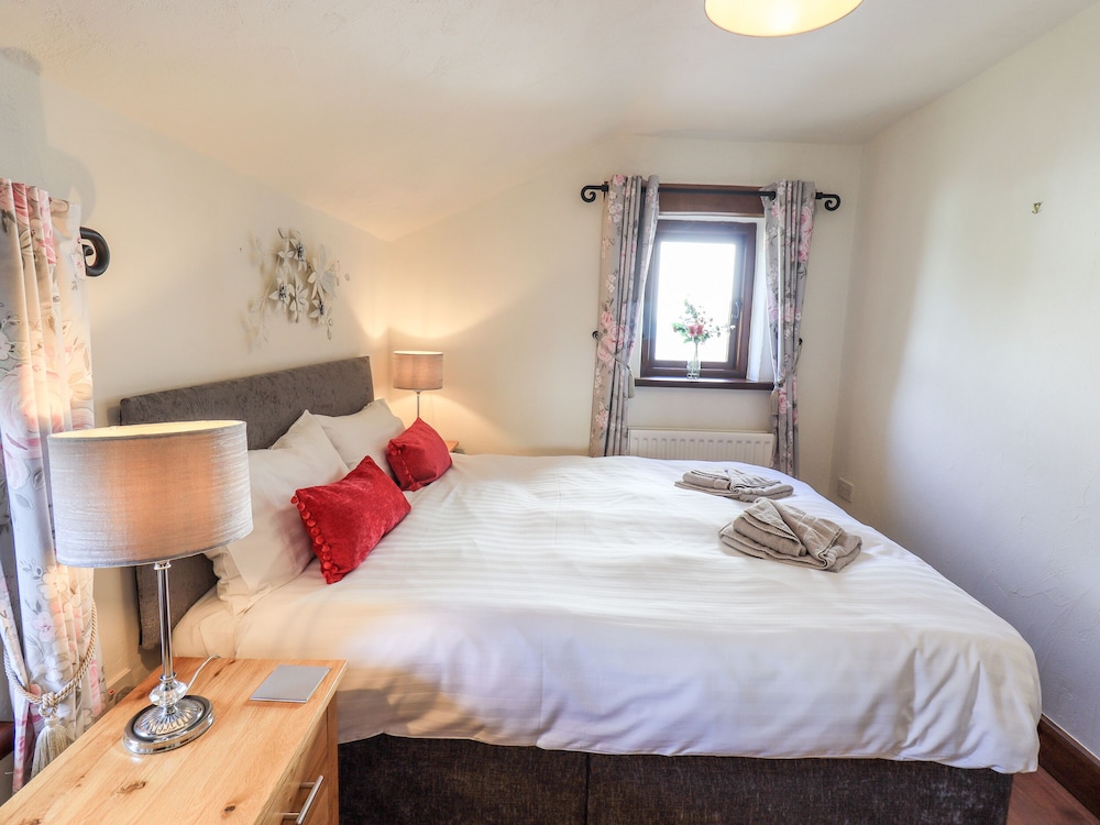Bobbin Cottage — Staveley — photo 4