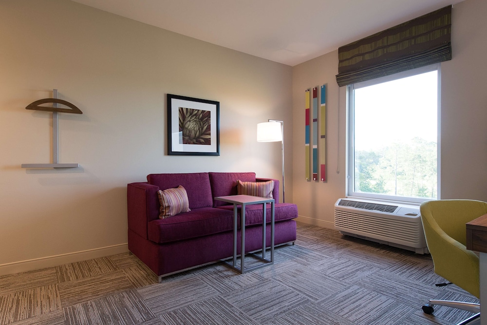 Hampton Inn & Suites Fayetteville - photo 19
