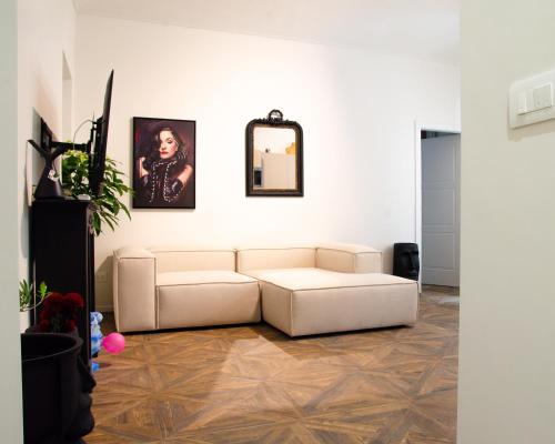 Ww Home Politecnico By Happyhostorino — 4-Star Luxury Hotel in Turin, Italy