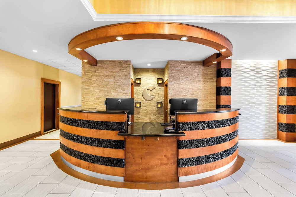 Comfort Suites at Katy Mills - photo 7