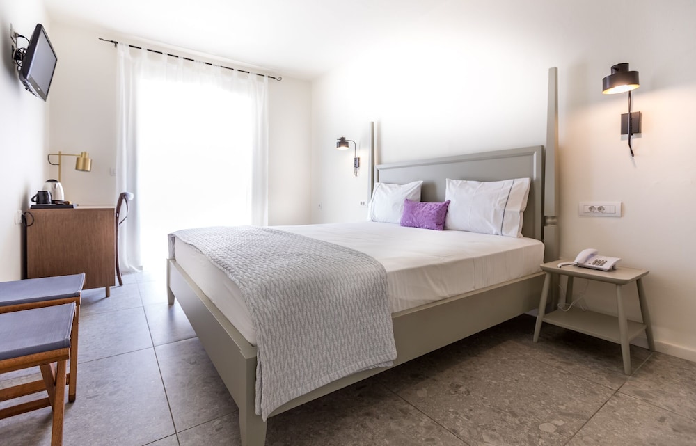 Lemon Tree House Hotel — Karpathos — photo 4