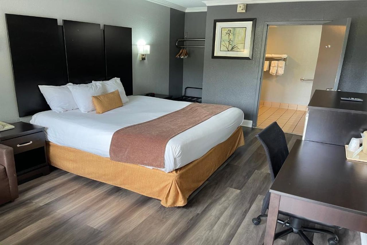 Baymont Inn & Suites Horn Lake Southaven - photo 19