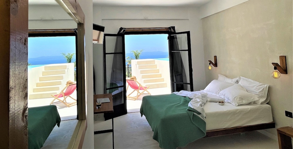 Rustic Hill Private Pool Rooms — Kalamata — photo 3