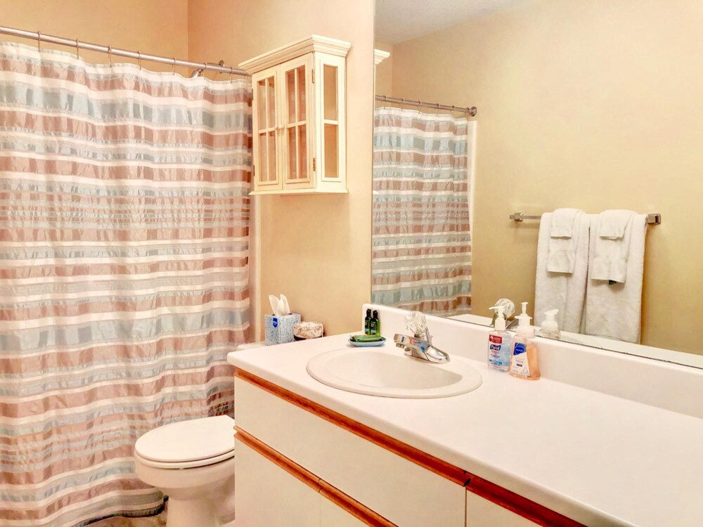 F3 Fairway Village Condo with great mountain views 8 minute walk from Omni Mount Washington Hotel - photo 19