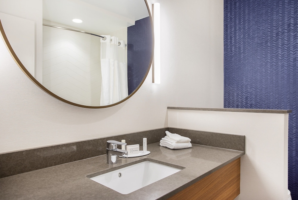 Fairfield Inn & Suites by Marriott Pigeon Forge - photo 11