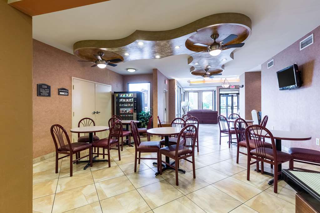 Quality Inn Alexandria - photo 30