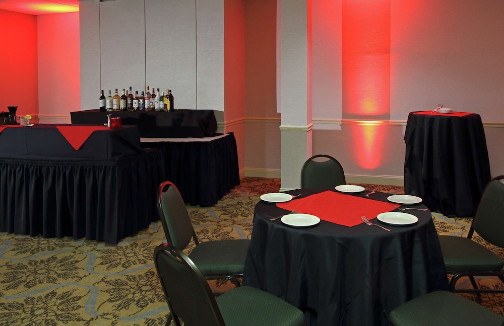 DoubleTree by Hilton Mahwah - photo 32