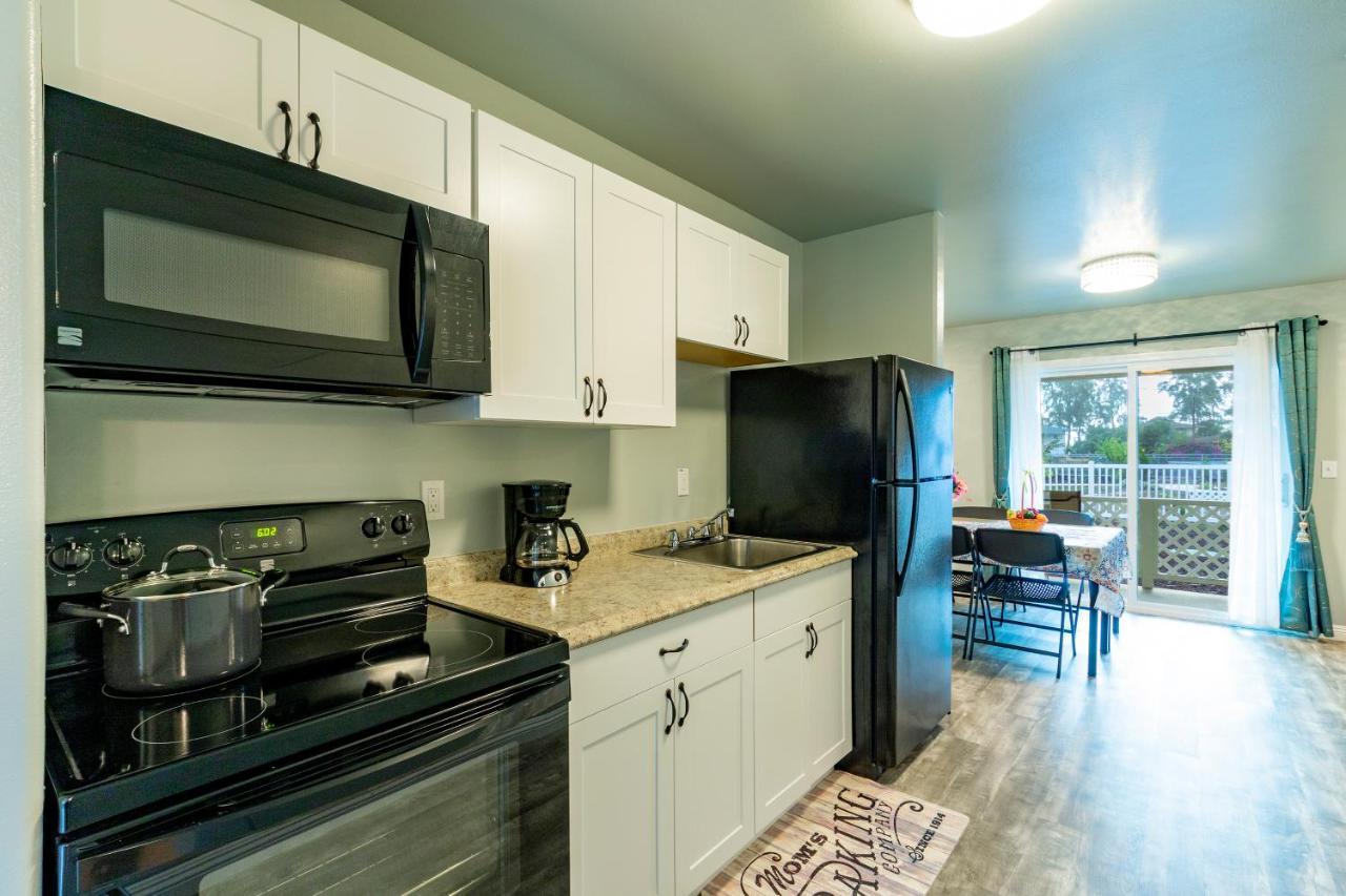 Ocean Breeze Inn - photo 16