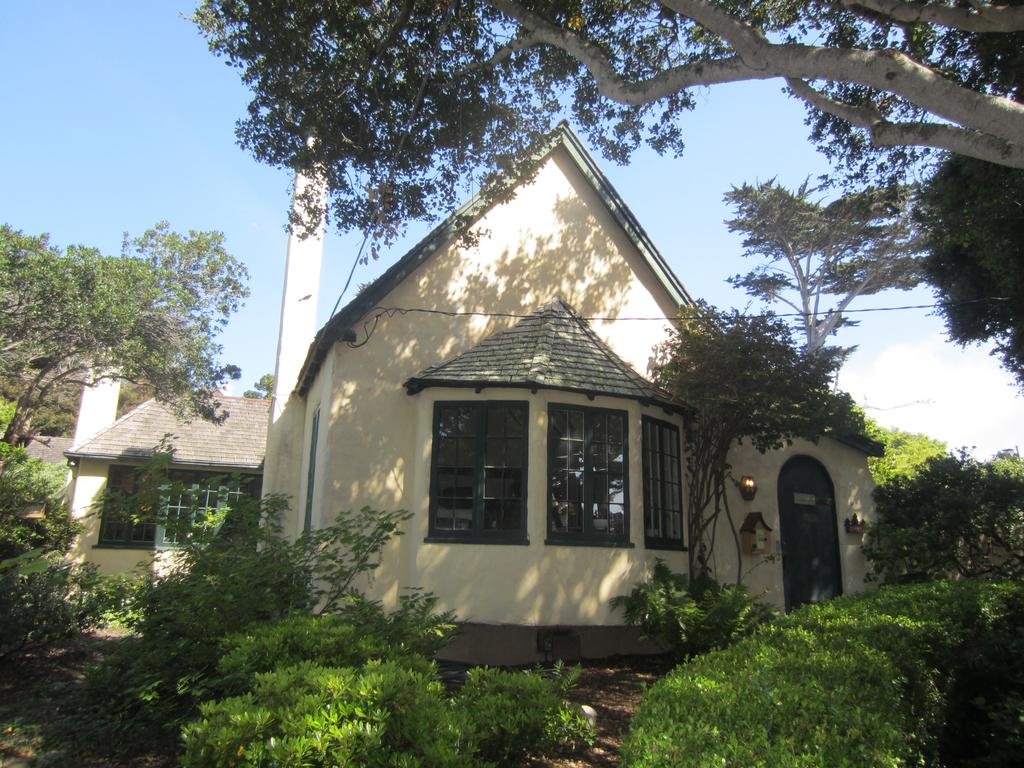 Edgemere Cottages - last minute hotel in Carmel