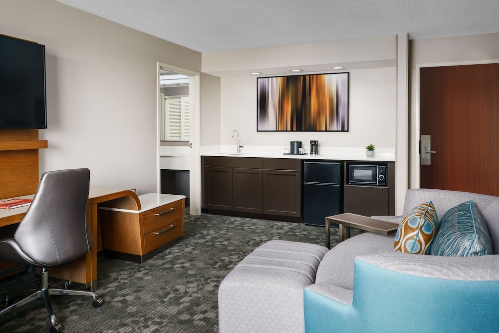 Courtyard By Marriott Dallas Lewisville - photo 21