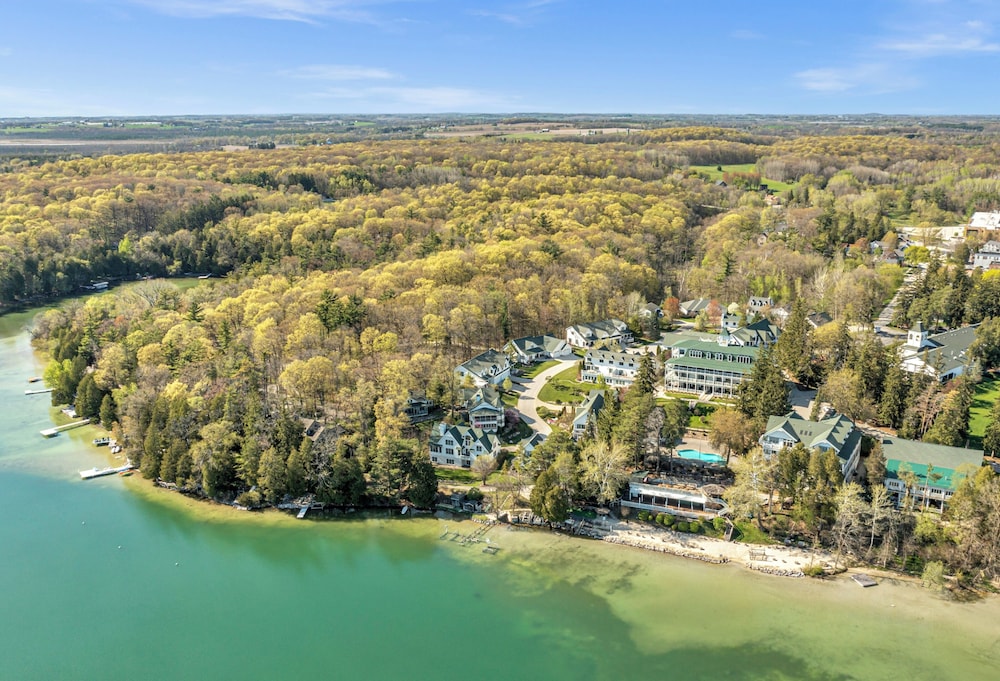 Victorian Inn Elkhart Lake Wisconsin — Sheboygan