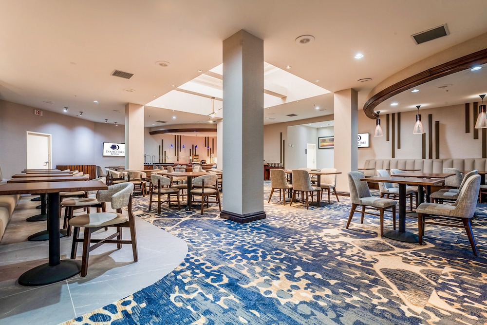 DoubleTree by Hilton South Charlotte Tyvola - photo 32