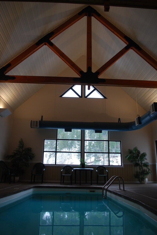 Black Hills Inn & Suites - photo 2