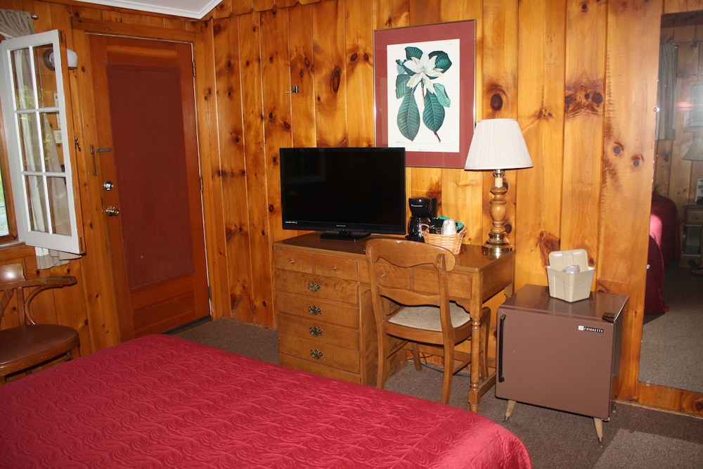 Green Haven Resort - photo 3