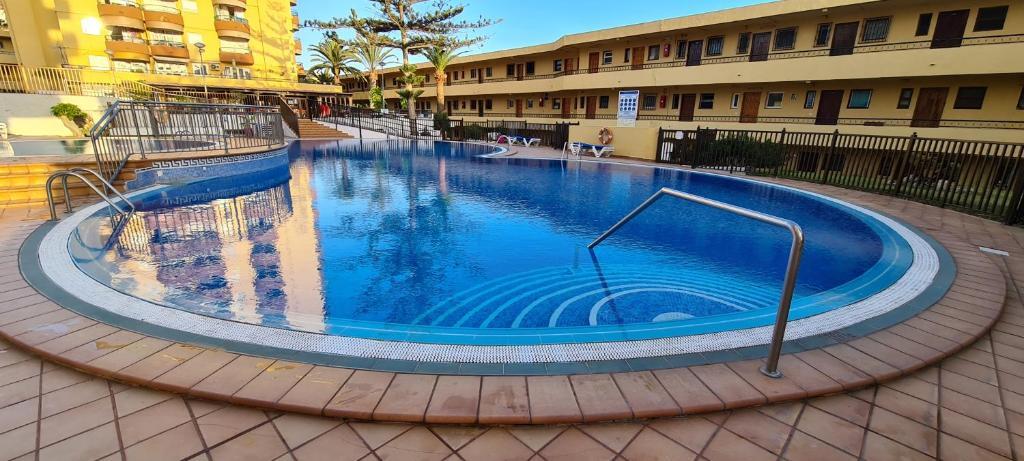Torres Del Sol La Perla Ocean View — 4-Star Luxury Hotel in Playa De Las Americas, Spain