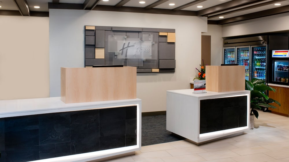 Holiday Inn Express Nashville Airport - featured photo