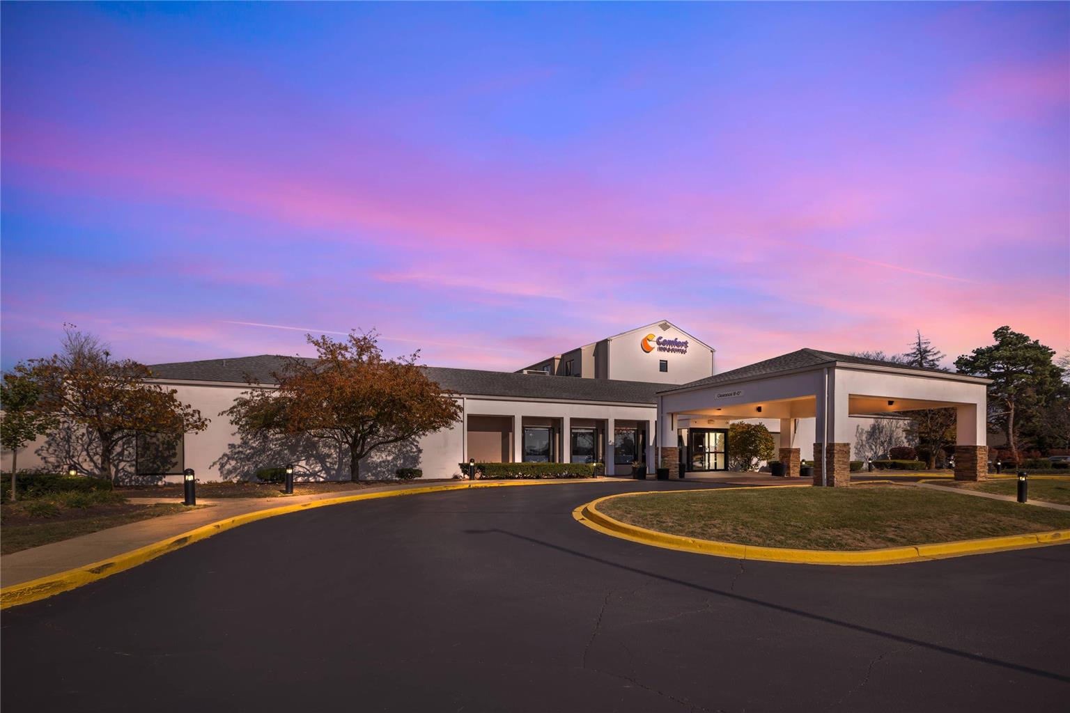 Comfort Inn & Suites Arlington Heights Buffalo Grove - photo 2