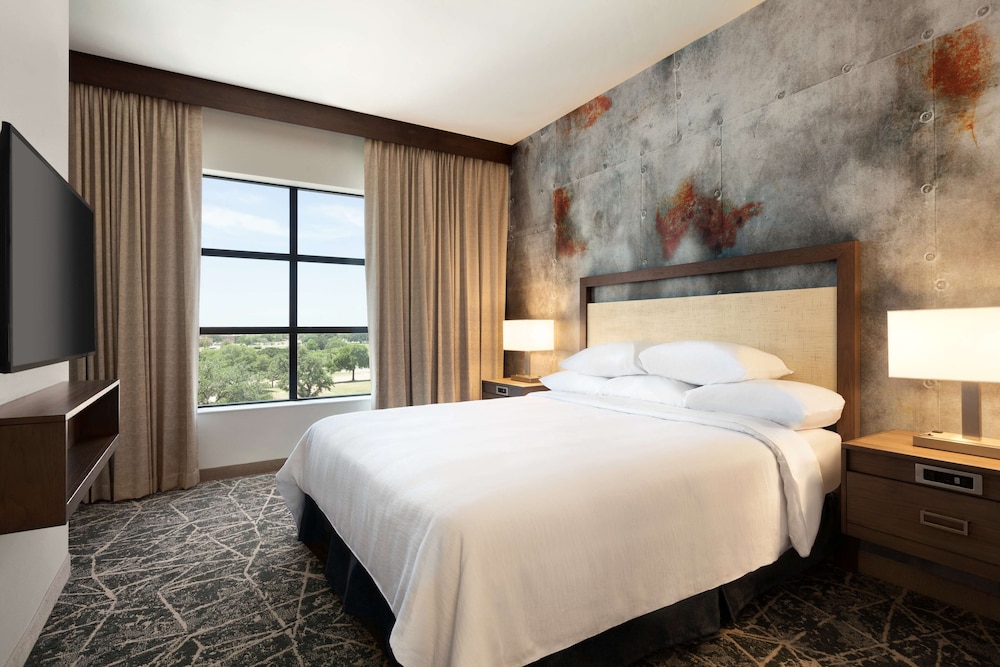 Embassy Suites by Hilton San Antonio Brooks Hotel & Spa - photo 11