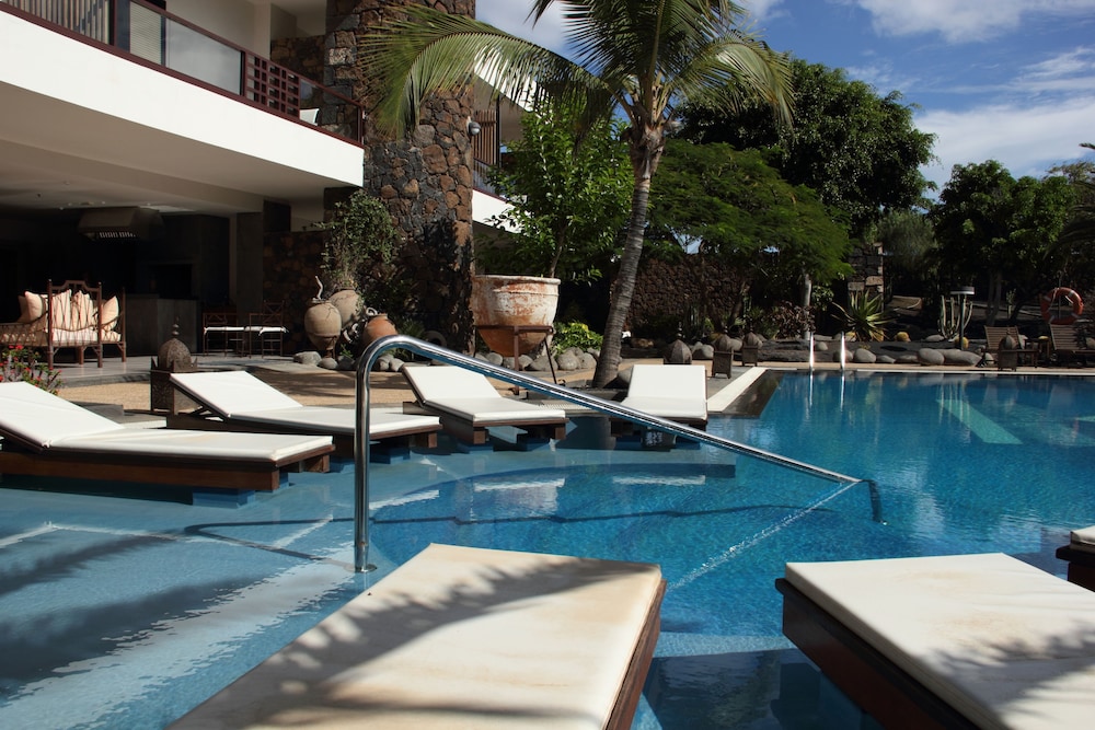 Villa VIK Hotel Boutique - carbon neutral hotel in Arrecife