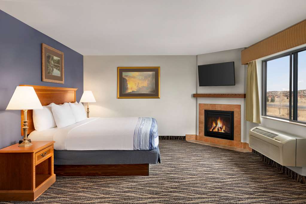AmericInn by Wyndham Laramie Near University of Wyoming - photo 41
