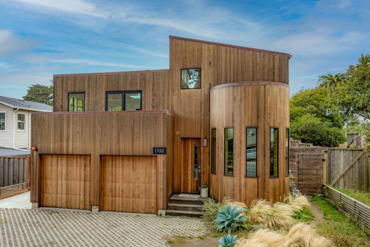 Modern Indoor Outdoor Living Whot Tub Walk To Beaches & Mountain Trails — hotel in Montara