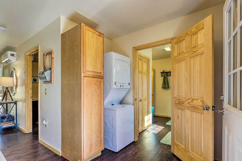 5 Mi To Dtwn Bryson City Cabin with Resort Perks - photo 12