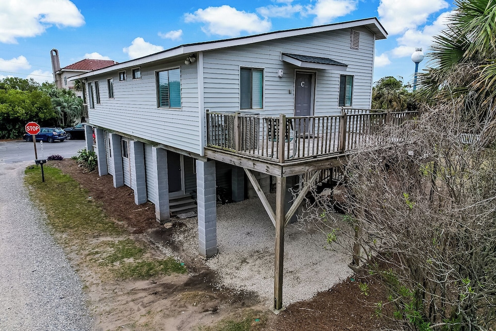 Beach Vacation Walkable to Dining&Shopping Unit B - photo 24