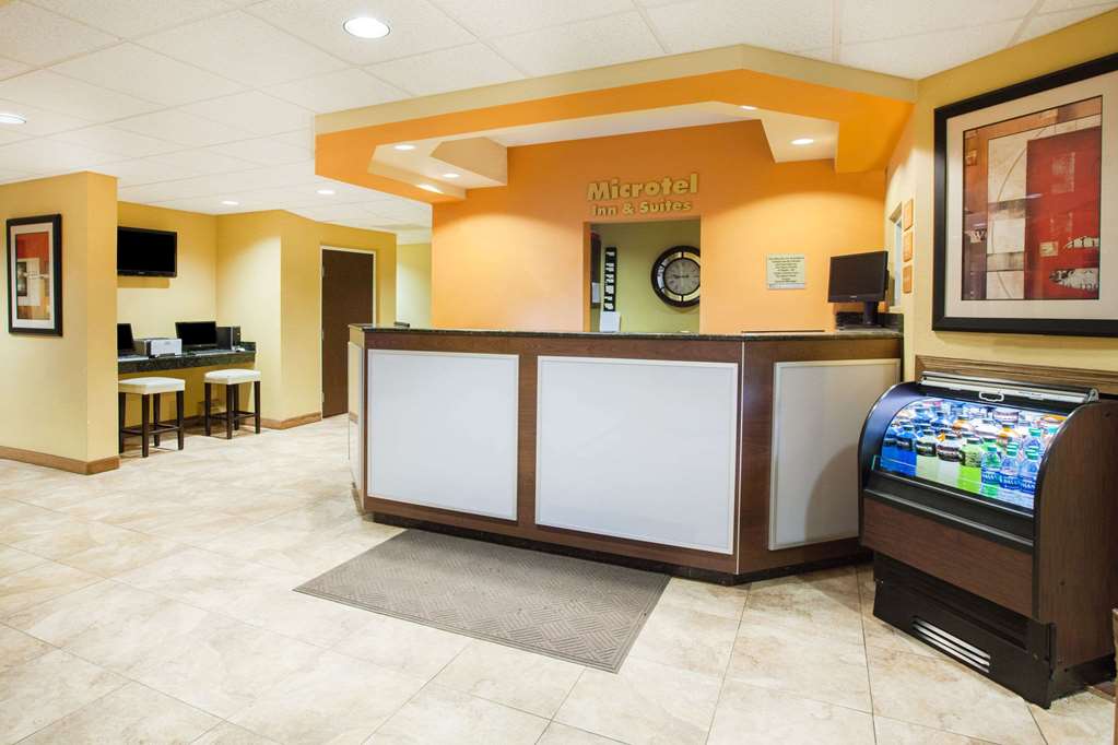 Microtel Inn & Suites by Wyndham Stillwater - photo 2